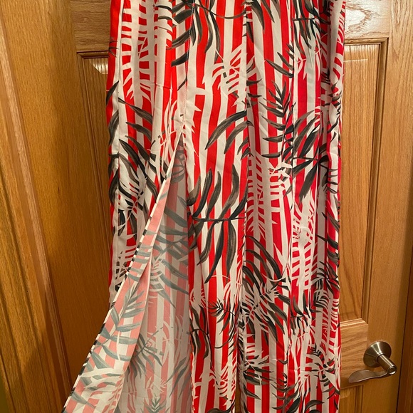 AKIRA Tell Me Something Two Piece Set - Picture 3 of 6